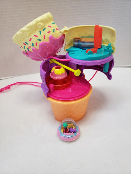 Polly Pocket Spin N Surpise Playground