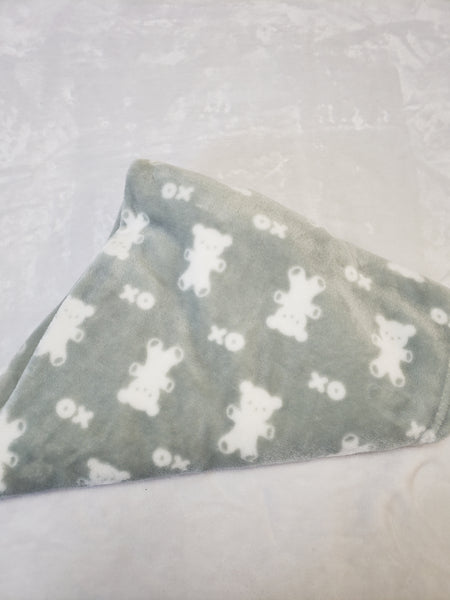 Blankets & Beyond Plush Blanket
