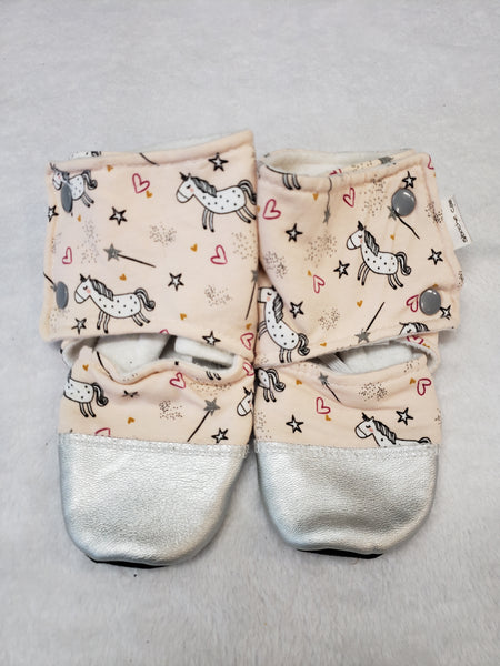 Skoochie Coo Shiny Double Secure Booties