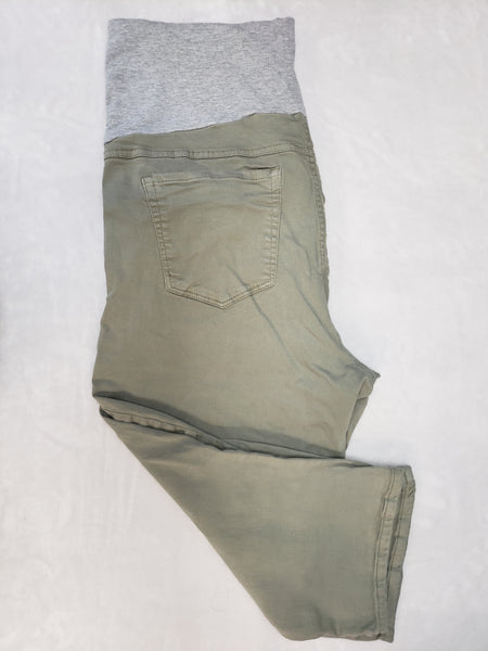 Thyme Maternity Slim Fit Jean Capris