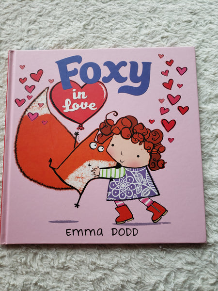 Foxy in Love Hardcover